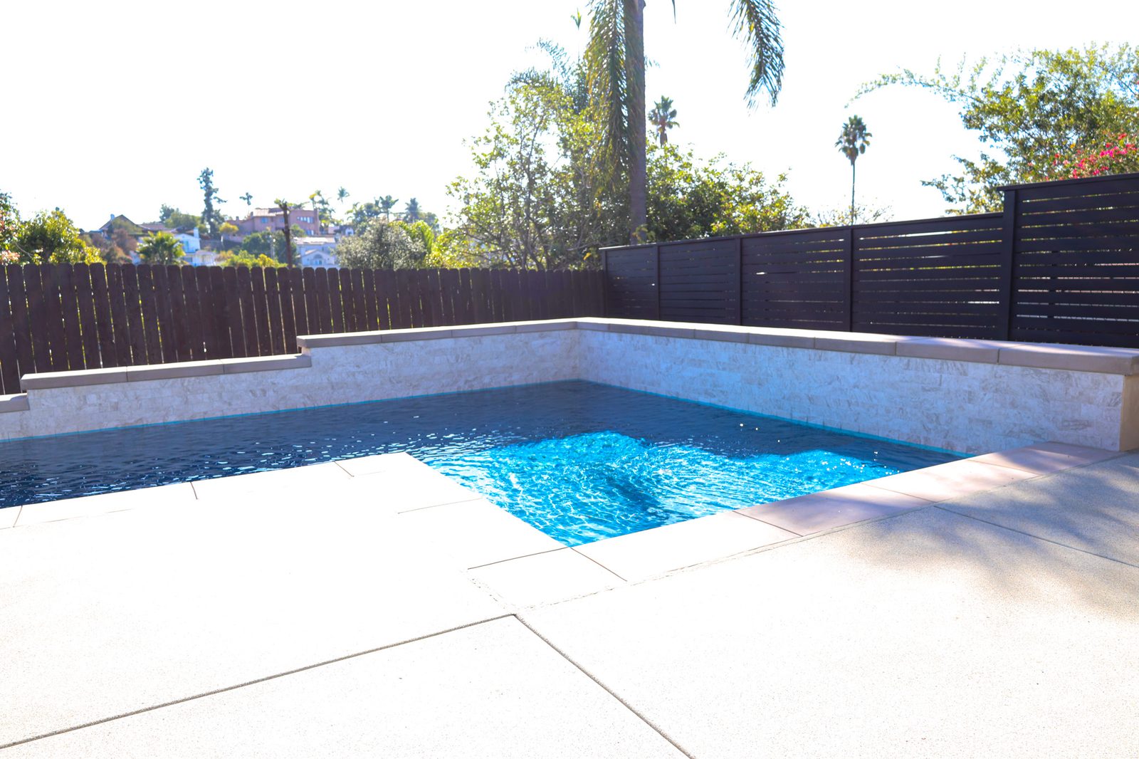 Custom pool by Oasis Pool Builders